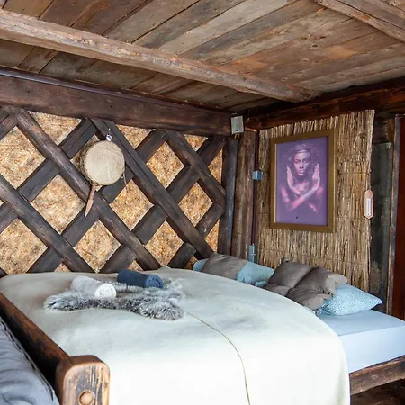 Hay Barn Unique Experience Visole Гостевой дом Словенска-Бистрица