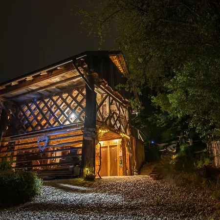 Гостевой дом Hay Barn Unique Experience Visole Словенска-Бистрица