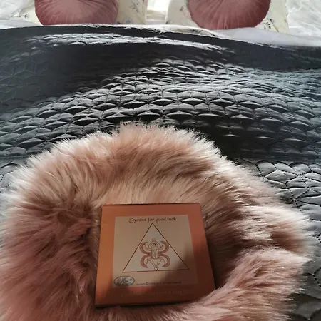 Hay Barn Unique Experience Visole 招待所 *